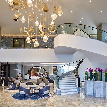 Crowne Plaza - West Cairo Arkan By Ihg 6th of October City Exteriér fotografie The lobby of the hotel