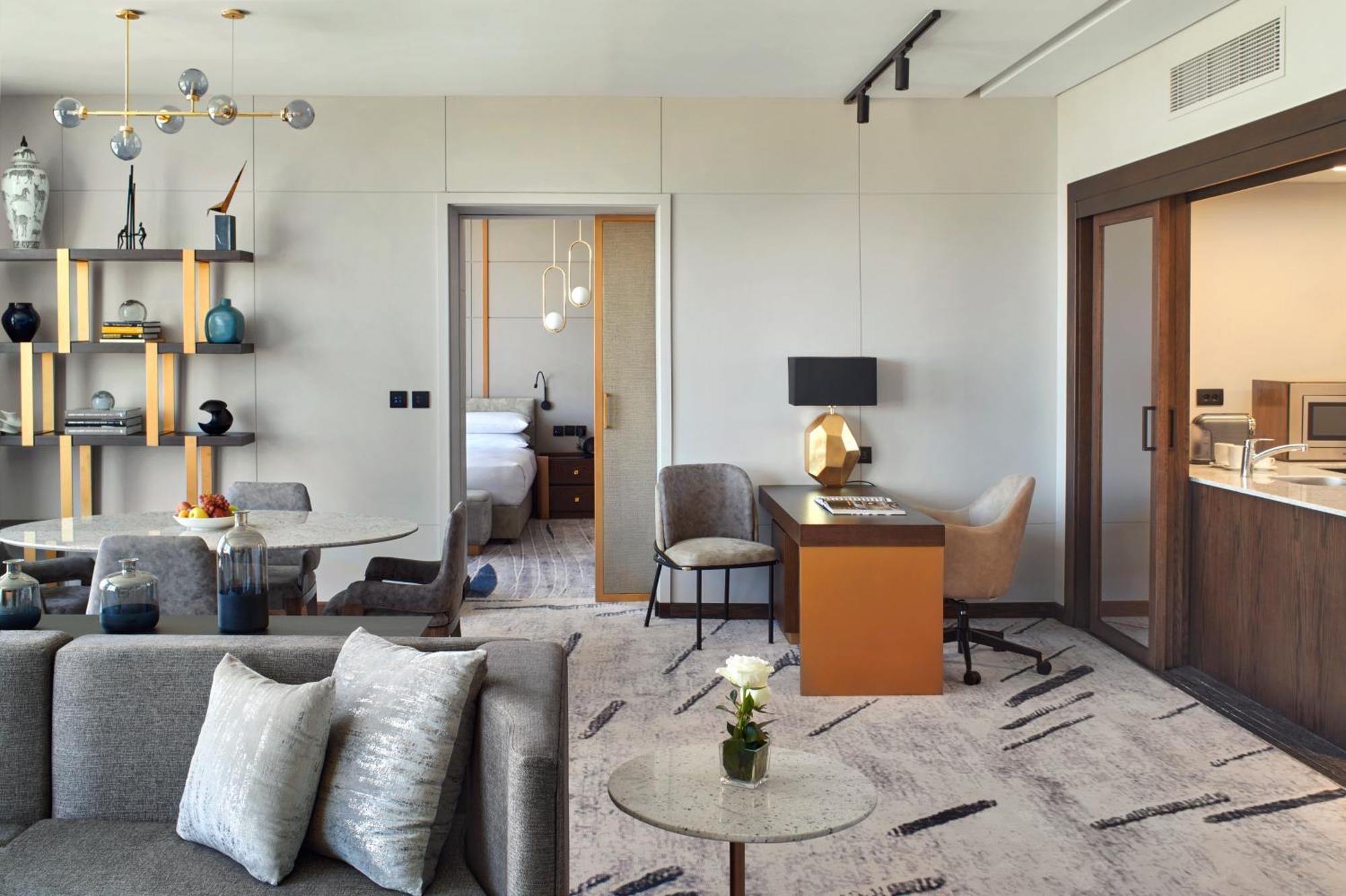 Crowne Plaza - West Cairo Arkan By Ihg 6th of October City Exteriér fotografie A suite at the hotel